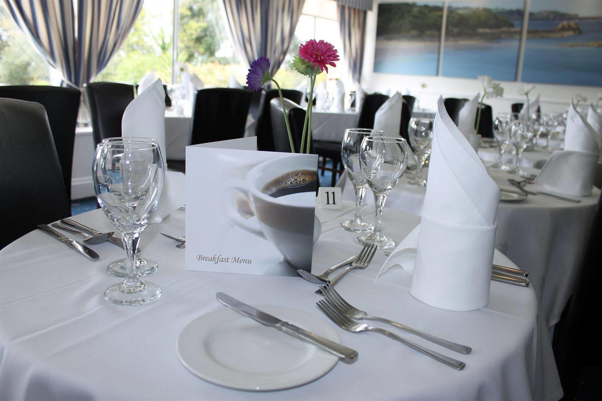 เวสต์ฮิลล์ คันทรี่ โฮเต็ล Hotel Saint Helier ภายนอก รูปภาพ