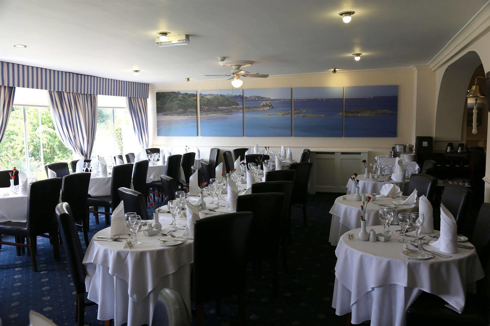 เวสต์ฮิลล์ คันทรี่ โฮเต็ล Hotel Saint Helier ภายนอก รูปภาพ