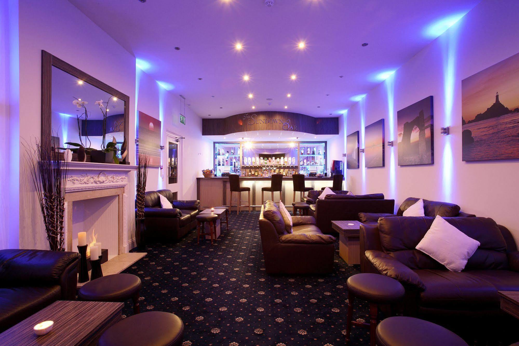 เวสต์ฮิลล์ คันทรี่ โฮเต็ล Hotel Saint Helier ภายนอก รูปภาพ