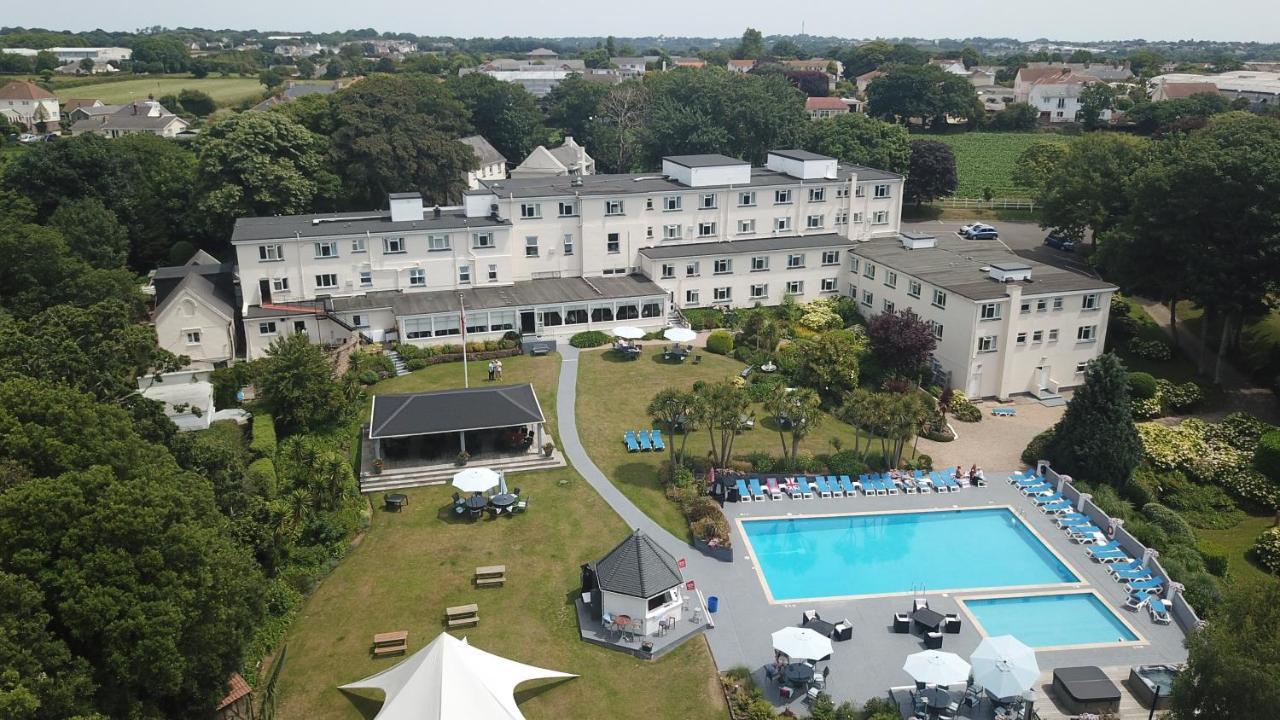 เวสต์ฮิลล์ คันทรี่ โฮเต็ล Hotel Saint Helier ภายนอก รูปภาพ